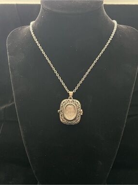 Quartz Crystal Keepsake Locket Necklace | Vintage Styled Hidden Compartment